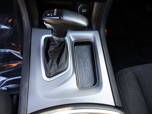 Used 2023 Dodge Charger SXT image 51