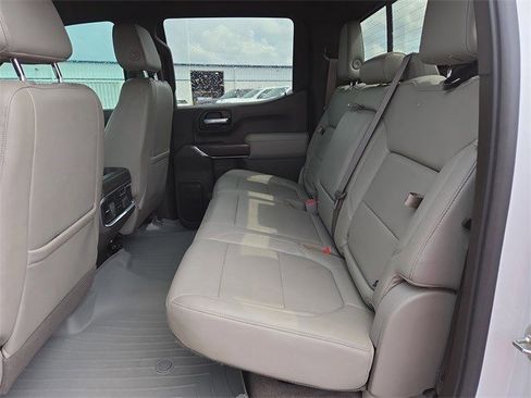 Used 2021 GMC Sierra 1500 SLT image 11