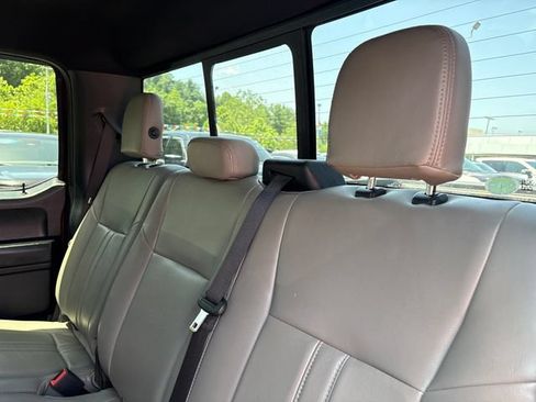 Used 2019 Ford F150 XLT w/ Equipment Group 302A Luxury AWD/4WD image 20