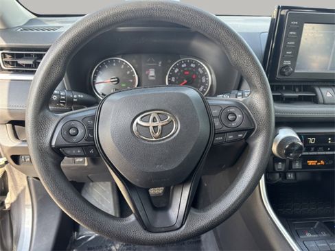 Used 2019 Toyota RAV4 XLE image 15