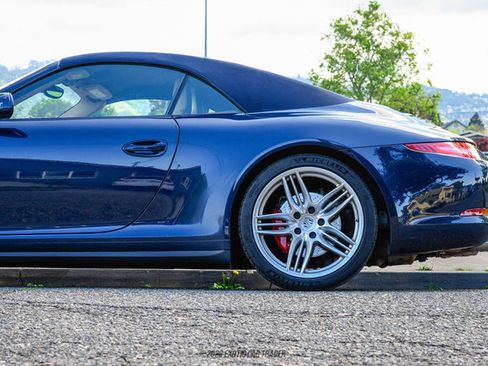 Used 2013 Porsche 911 Carrera 4S AWD/4WD image 5