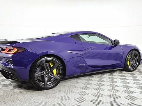 New 2025 Chevrolet Corvette E-Ray image 8