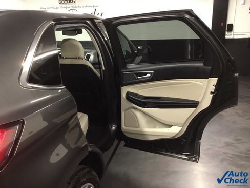 Used 2017 Ford Edge Titanium w/ Equipment Group 302A image 34