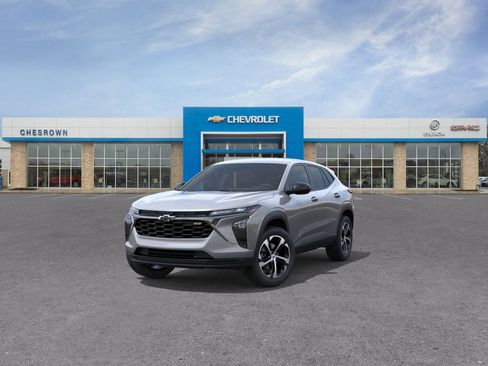 New 2026 Chevrolet Trax RS w/ Driver Confidence Package FWD image 8