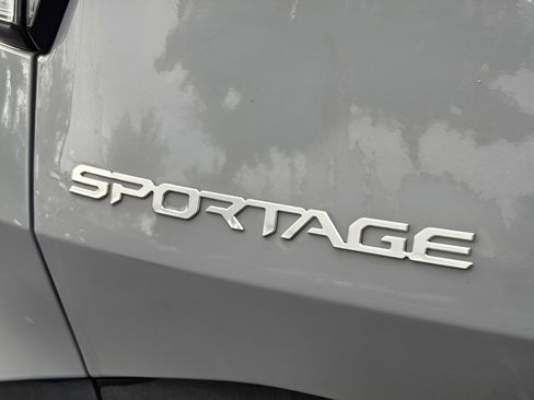 Used 2024 Kia Sportage X-Line w/ X-Line Premium Package AWD/4WD image 33