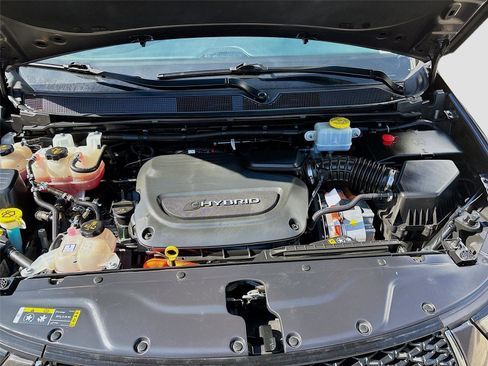 Used 2021 Chrysler Pacifica Limited image 35