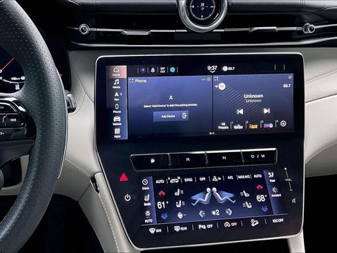 Used 2024 Maserati Grecale Modena image 6