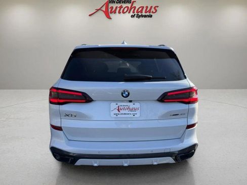 Used 2022 BMW X5 xDrive40i w/ M Sport Package image 6