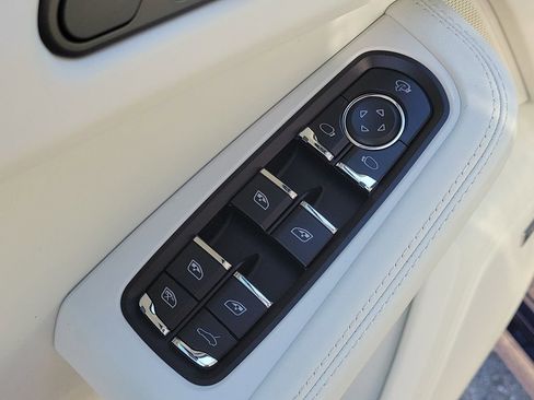 New 2026 Porsche Macan S AWD/4WD image 27