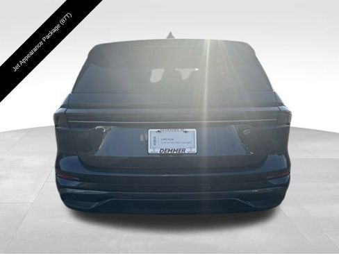 Certified 2024 Lincoln Nautilus Reserve w/ Equipment Group 202A image 5