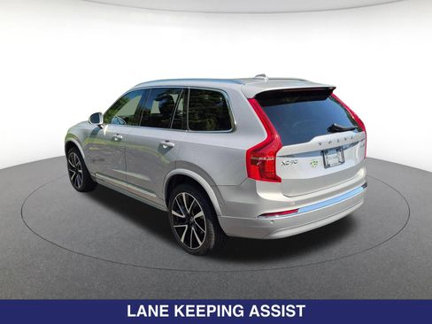 Used 2023 Volvo XC90 B6 Plus AWD/4WD image 9