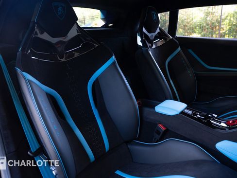 Used 2024 Lamborghini Huracan Tecnica image 29