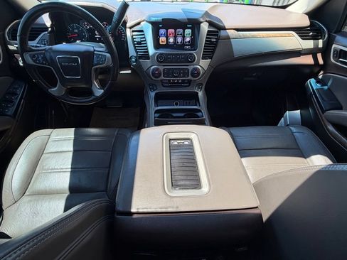 Used 2018 GMC Yukon XL Denali w/ Open Road Package AWD/4WD image 12