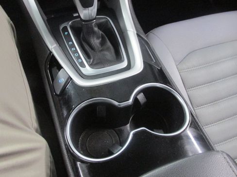 Used 2014 Ford Fusion S FWD image 32