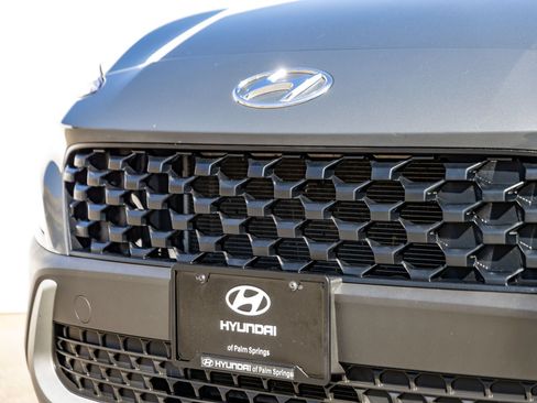 Used 2023 Hyundai Kona SEL FWD image 3