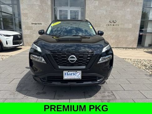 Used 2023 Nissan Rogue SV w/ SV Premium B Package AWD/4WD image 2