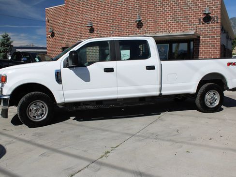 Used 2022 Ford F250 XL w/ FX4 Off-Road Package AWD/4WD image 3