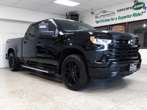 Used 2024 Chevrolet Silverado 1500 RST image 3