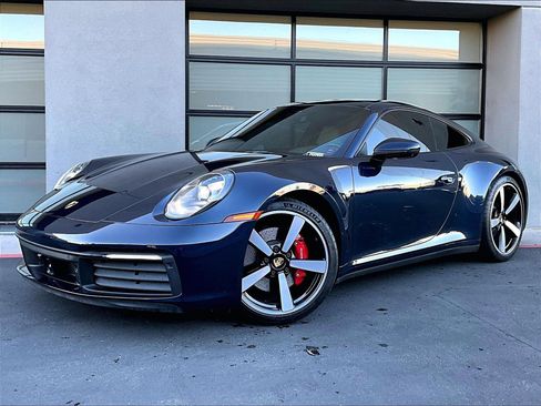 Certified 2020 Porsche 911 Carrera 4S image 1