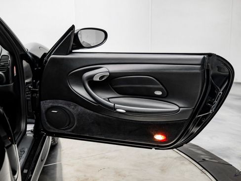 Used 2005 Porsche 911 Turbo S image 72