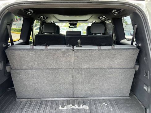 Used 2024 Lexus GX 550 w/ Accessory Package (2T) AWD/4WD image 18