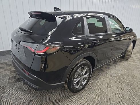 Certified 2026 Honda HR-V LX image 10