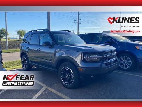 Used 2025 Ford Bronco Sport Outer Banks AWD/4WD image 1