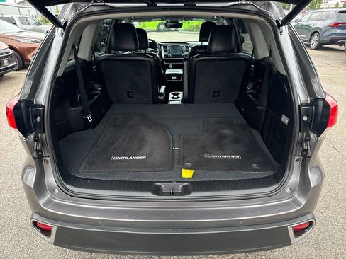 Used 2019 Toyota Highlander Limited AWD/4WD image 7
