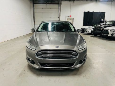 Used 2014 Ford Fusion Titanium image 3