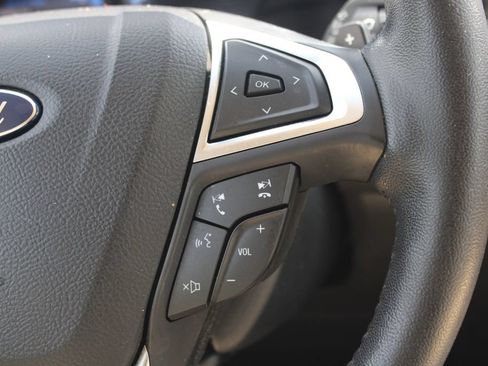 Used 2017 Ford Edge SEL w/ Equipment Group 201A FWD image 20