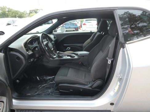 Used 2021 Dodge Challenger SXT RWD image 12