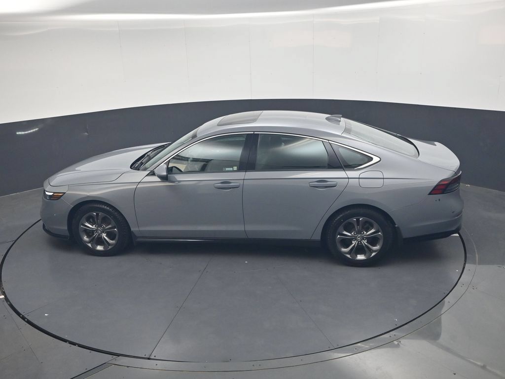Used 2023 Honda Accord EX-L image 18