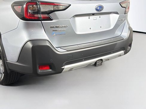 Used 2023 Subaru Outback Limited AWD/4WD image 39