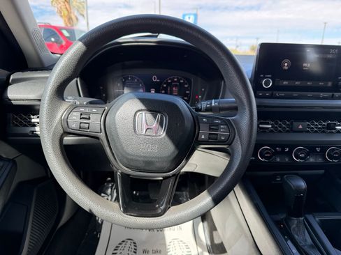 Used 2023 Honda Accord EX image 14