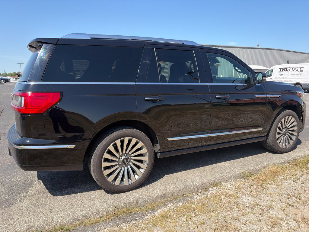 Used 2020 Lincoln Navigator Reserve w/ Luxury Package AWD/4WD image 4