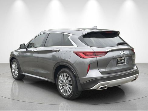 Used 2024 INFINITI QX50 Luxe AWD/4WD image 3