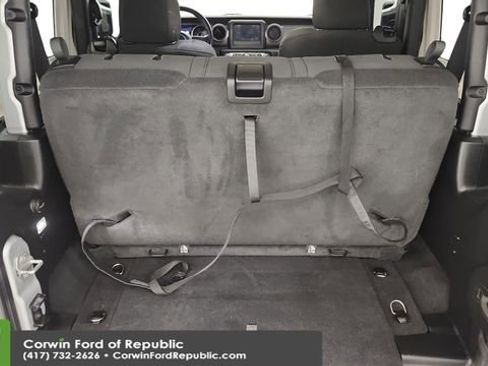 Used 2023 Jeep Wrangler Sport S image 22