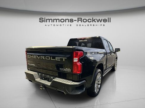 Used 2021 Chevrolet Silverado 1500 High Country image 7