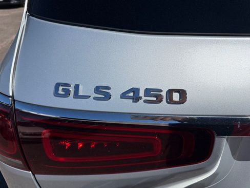 Used 2020 Mercedes-Benz GLS 450 4MATIC image 23