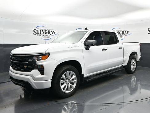 Used 2024 Chevrolet Silverado 1500 Custom RWD image 3