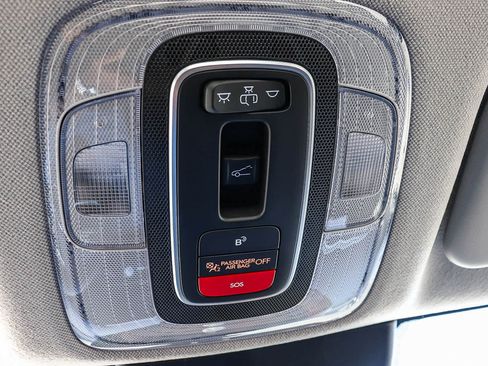 New 2026 Hyundai Elantra Limited FWD image 35