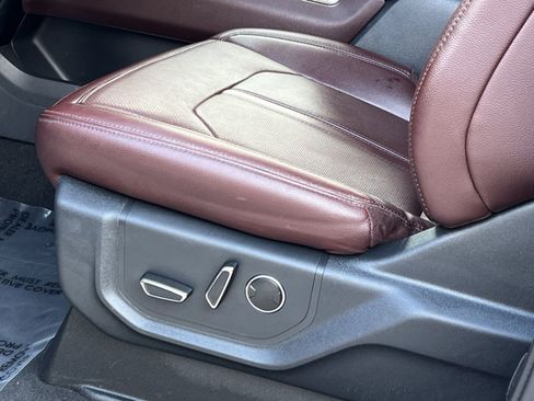 Used 2023 Ford Expedition Max Limited image 12