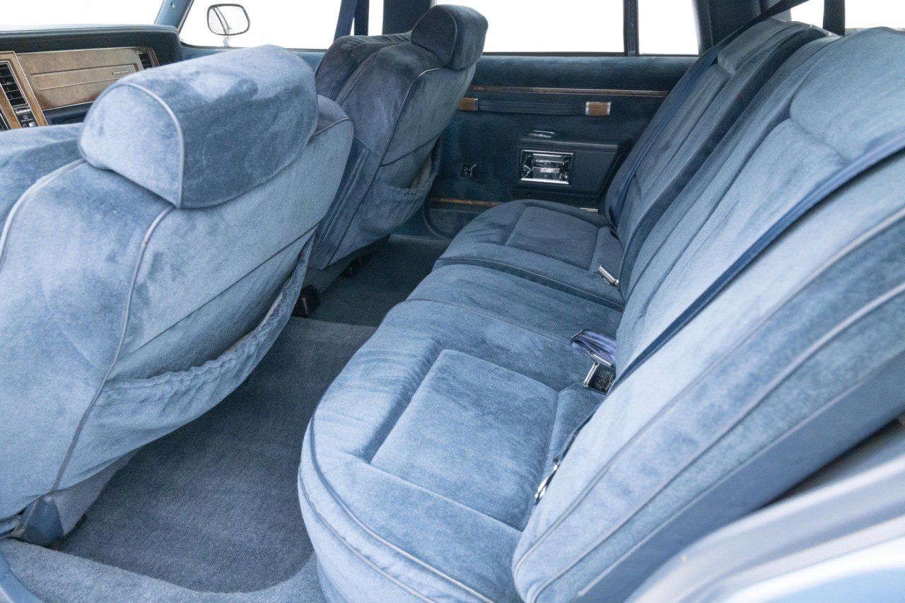 Used 1990 Buick Le Sabre Estate RWD image 36
