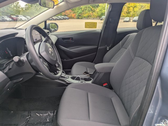 Used 2026 Toyota Corolla LE FWD image 13