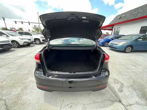 Used 2017 Kia Forte LX FWD image 17