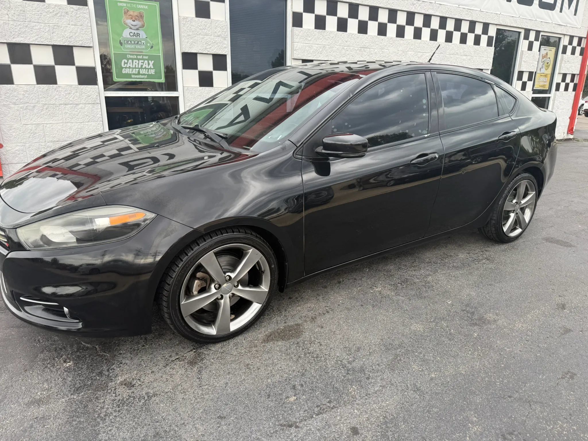 Used 2014 Dodge Dart GT w/ Sun/Sound Group FWD image 2