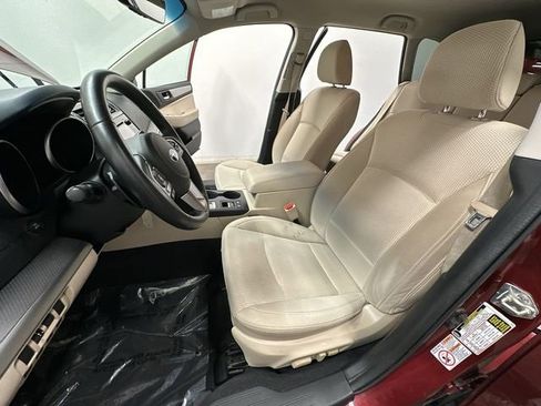 Used 2017 Subaru Outback 2.5i Premium image 14