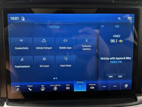 Used 2021 Ford F150 Lariat w/ Equipment Group 502A High AWD/4WD image 40
