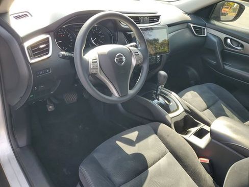 Used 2016 Nissan Rogue S w/ Appearance Package image 17