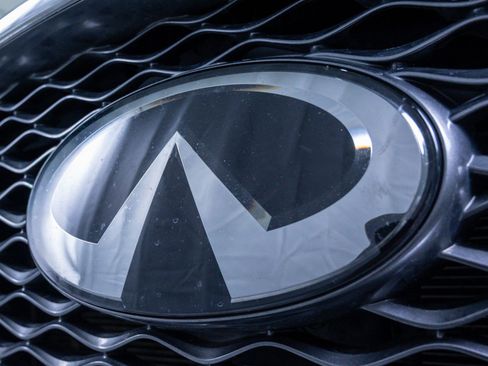 Used 2019 INFINITI QX50 Luxe w/ Navigation Package image 5